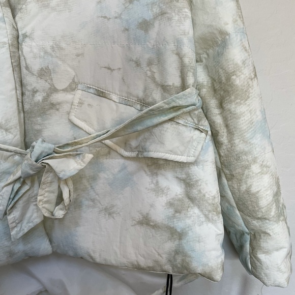 New BLANKNYC Quilted Wrap Jacket - Picture 5 of 7